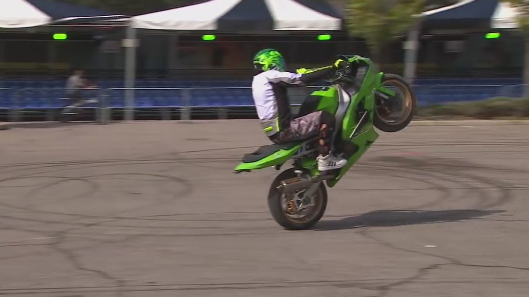 Nitro Extreme Motor Stunt Show