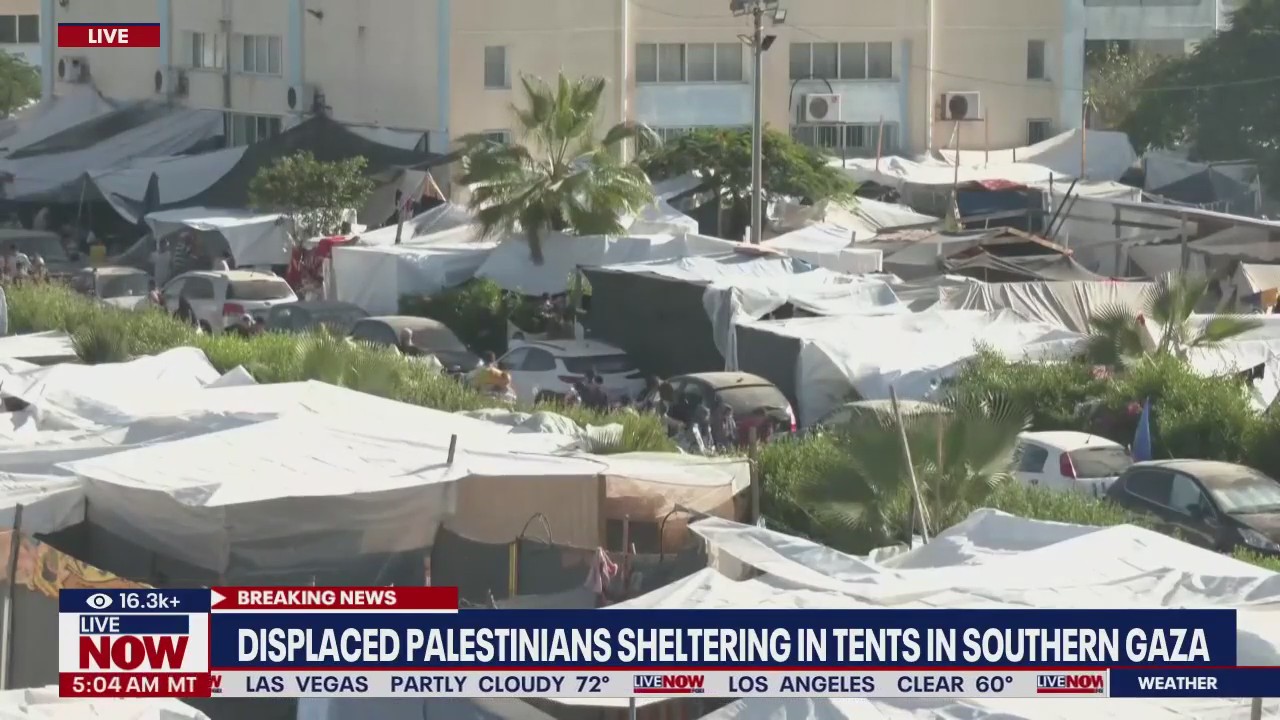 Displaced Palestinians shelter in tents