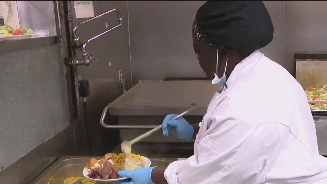 Bay Area Rescue Mission serves hundreds for Christmas dinner