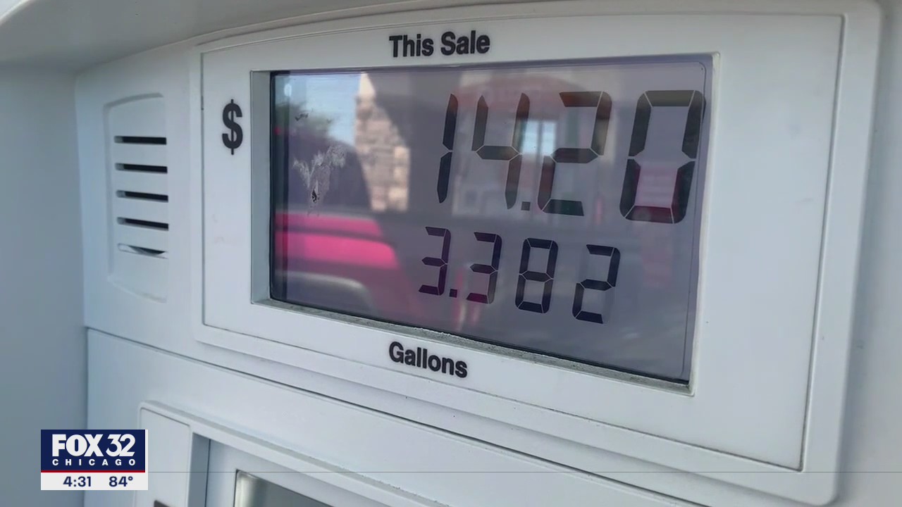 Illinois fuel retailers sue state over gas tax signage requirement