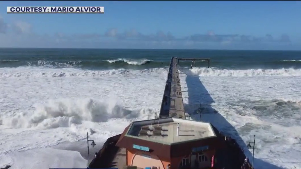 Pacifica pier damaged and closed because of the waves