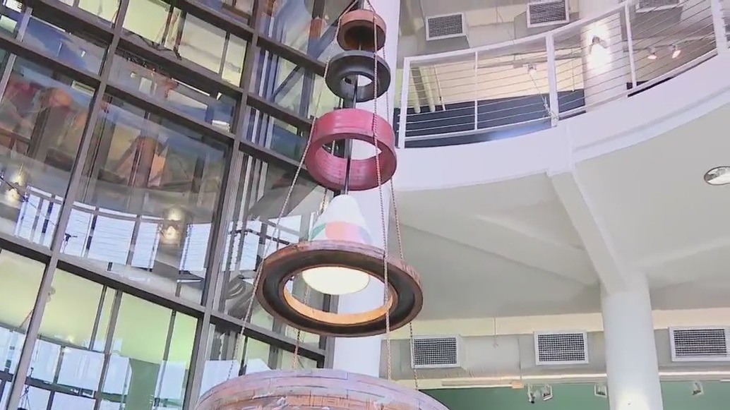 Exhibition overview, with focus on Sculptural Assemblages