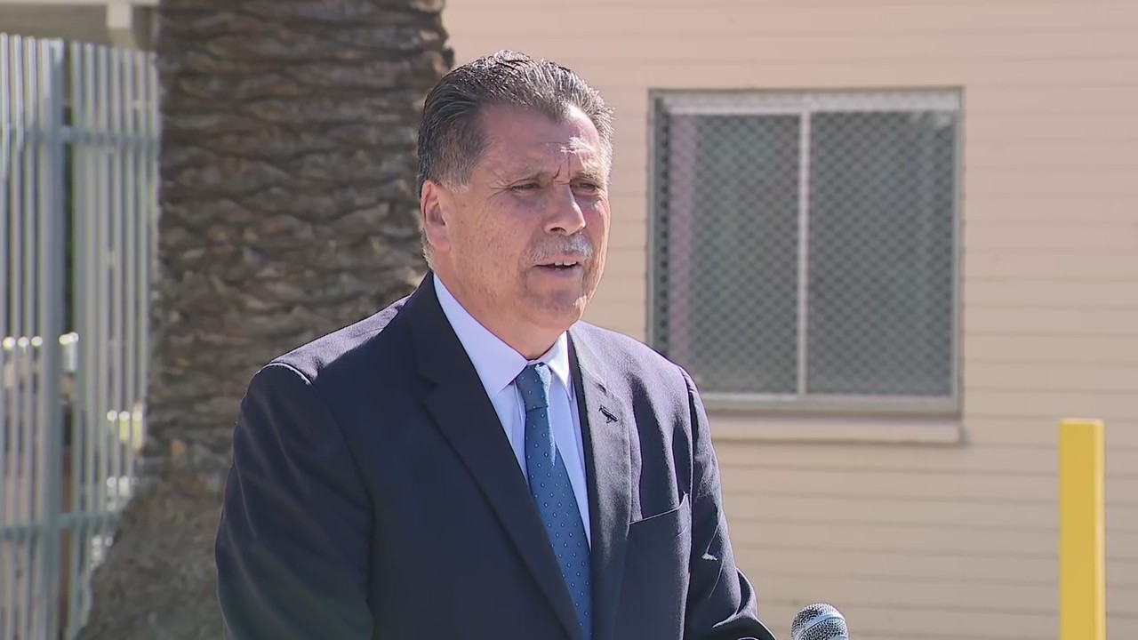 Sheriff-elect Robert Luna holds first press conference