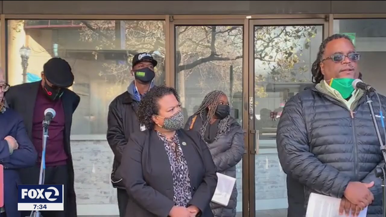 Oakland teachers union accuses Alameda county superintendent of trying hostile takeover of school district