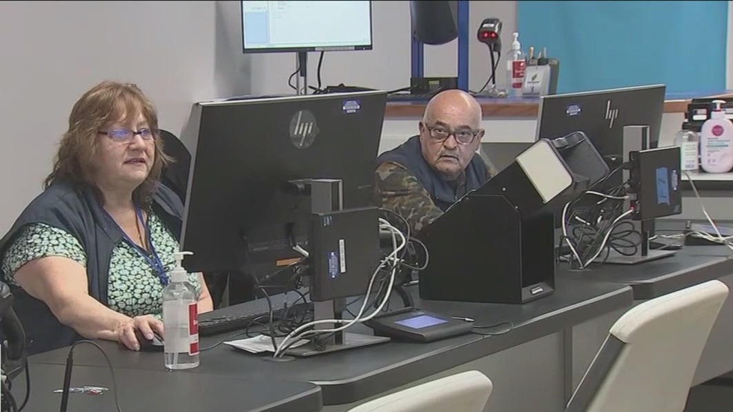 Seniors-only DMV office now open in Bridgeview