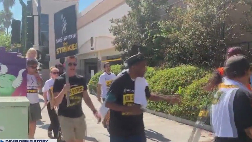 Biden joins UAW strike, but not SAG-AFTRA