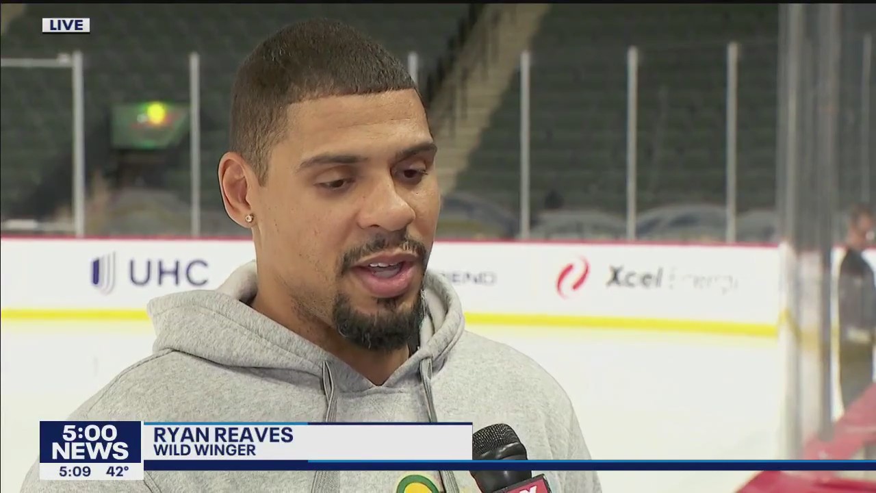 Minnesota Wild hockey with Ryan Reaves talks smelling salts