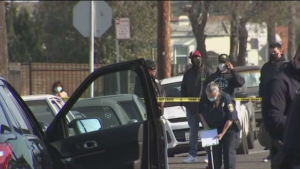 Suspicious death in Oakland