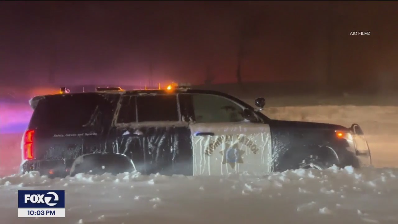 Blizzard continues to pound the Sierra on Sunday
