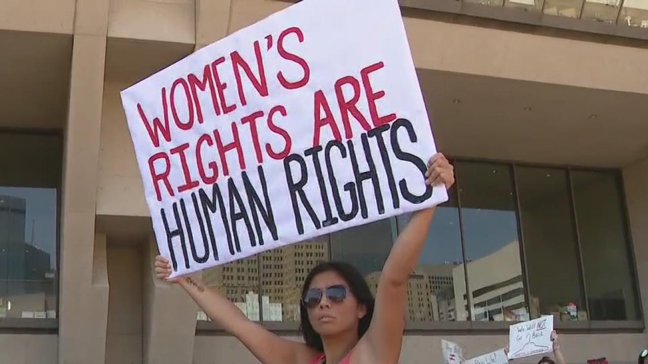 Online group vowing to help those who need to travel to receive abortion services