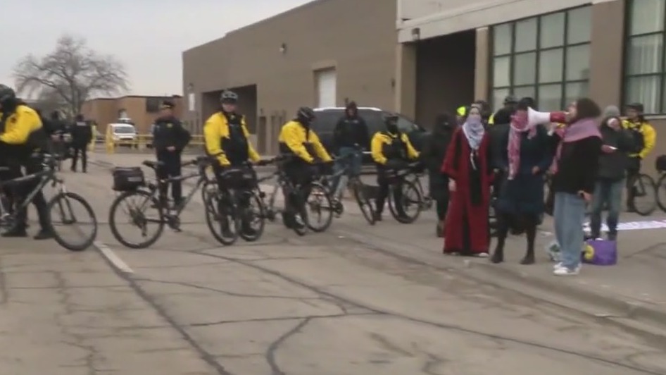 Protesters arrested while blocking Woodward facility in Niles