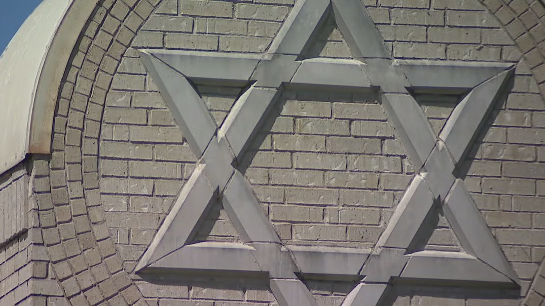 Repaired Texas synagogue reopens months after hostage crisis
