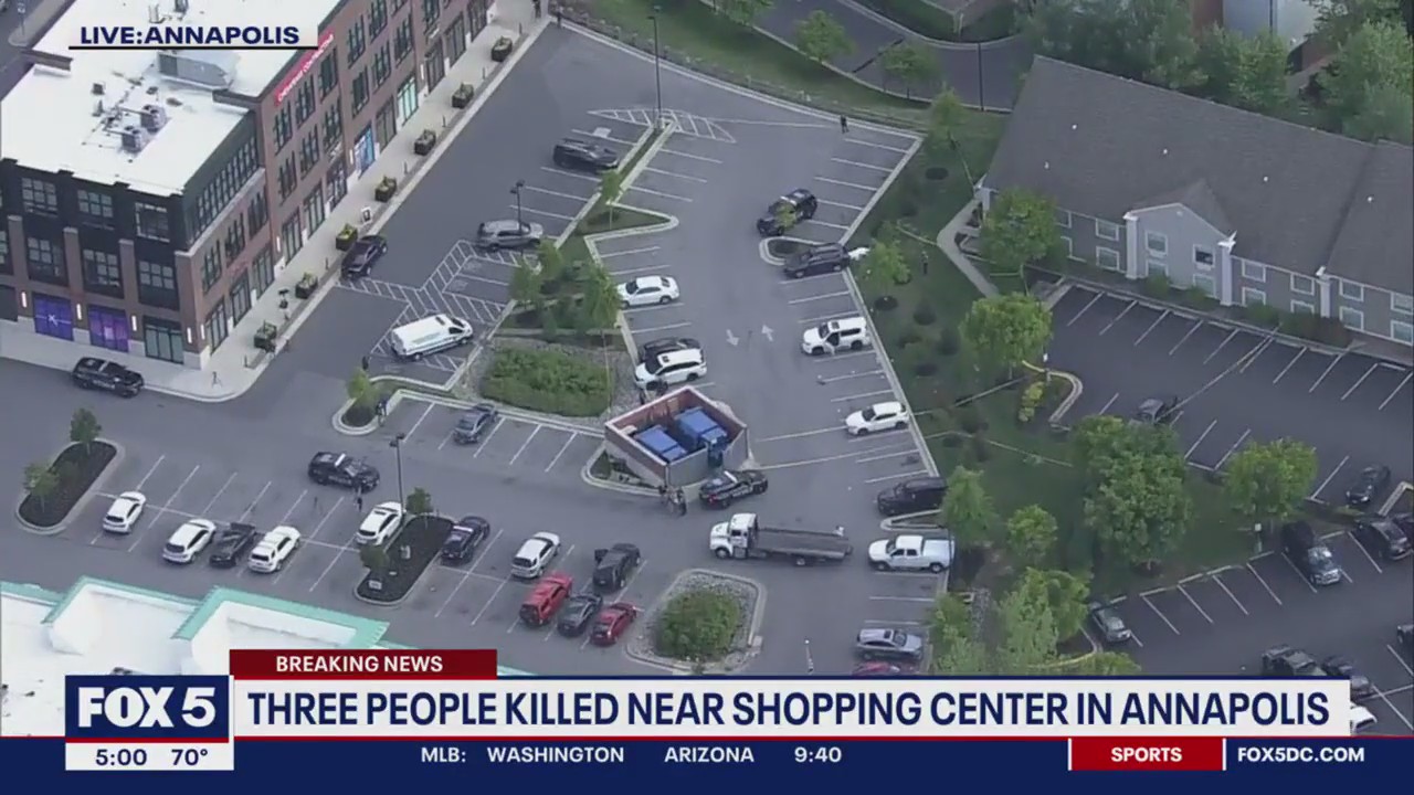 3 killed near shopping center in Annapolis
