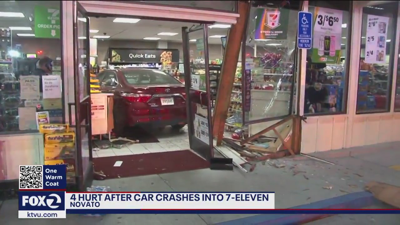 7-Eleven wrecked and 3 customers injured by car crash