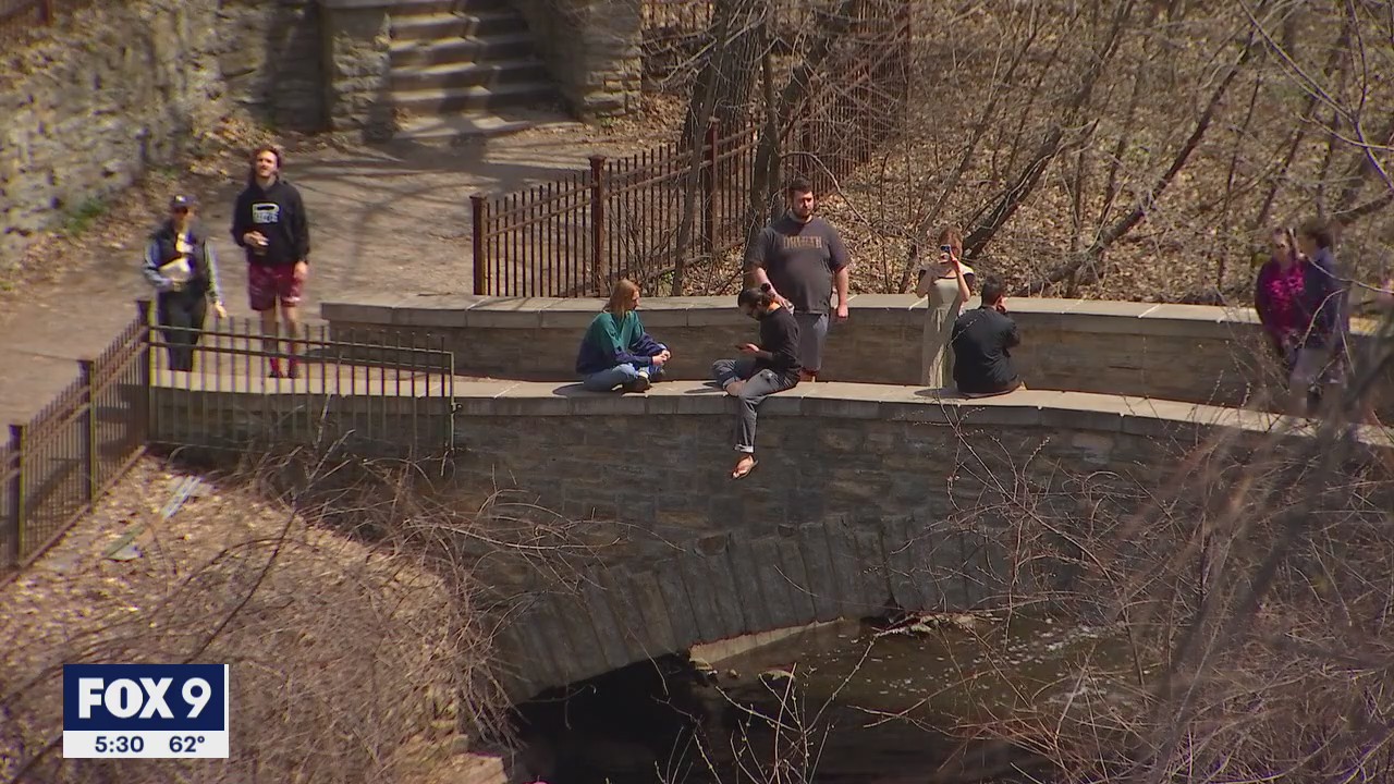 Twin Cities residents enjoying spring weather, Wild pregame tailgating