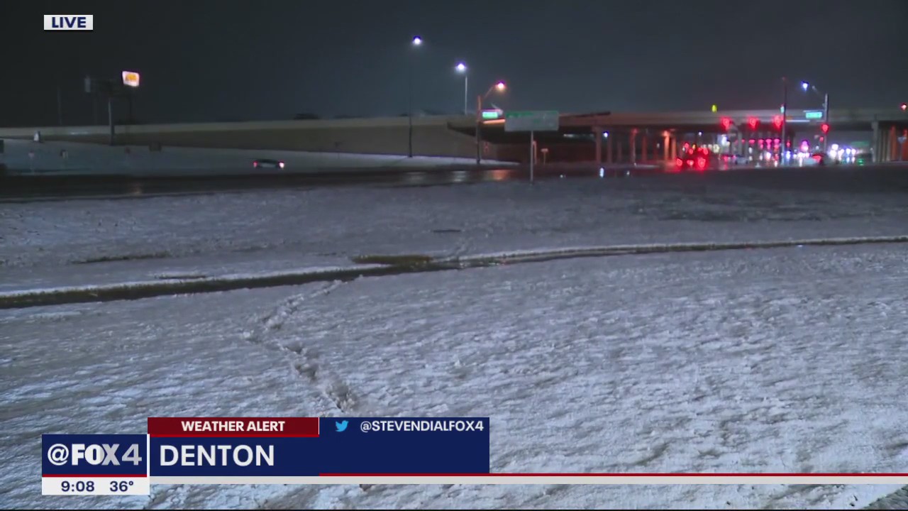Snow flurries come down in Denton County
