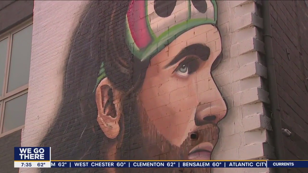 Bryce Harper mural pops up in South Philadelphia