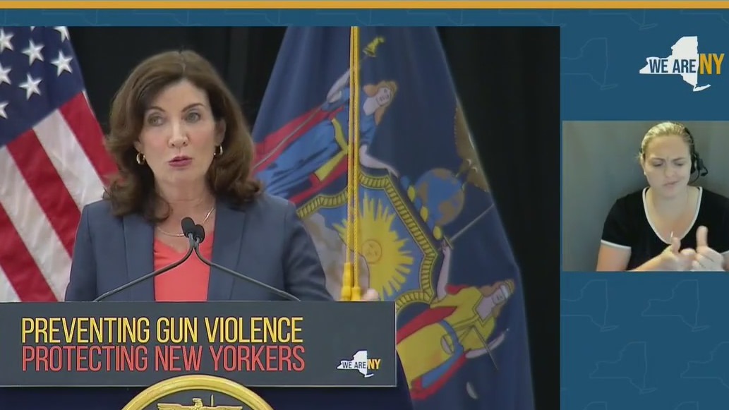 Gun deal within reach, U.S. Senators say