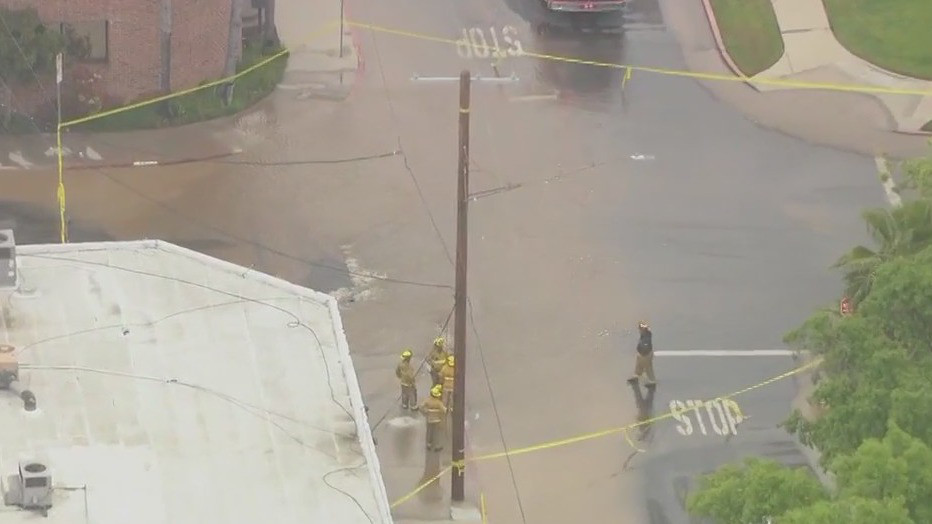 Water main erupts in Sherman Oaks