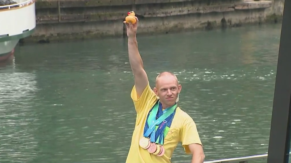 Thousands show out for Ducky Derby benefiting Special Olympics Illinois