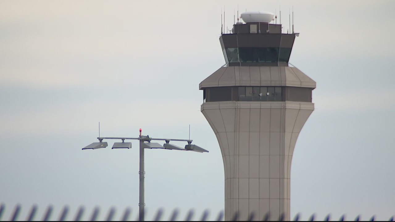 Travelers planning for summer amid air traffic controller shortage