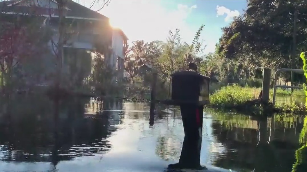 Homes near Alafia River underwater after Hurricane Ian
