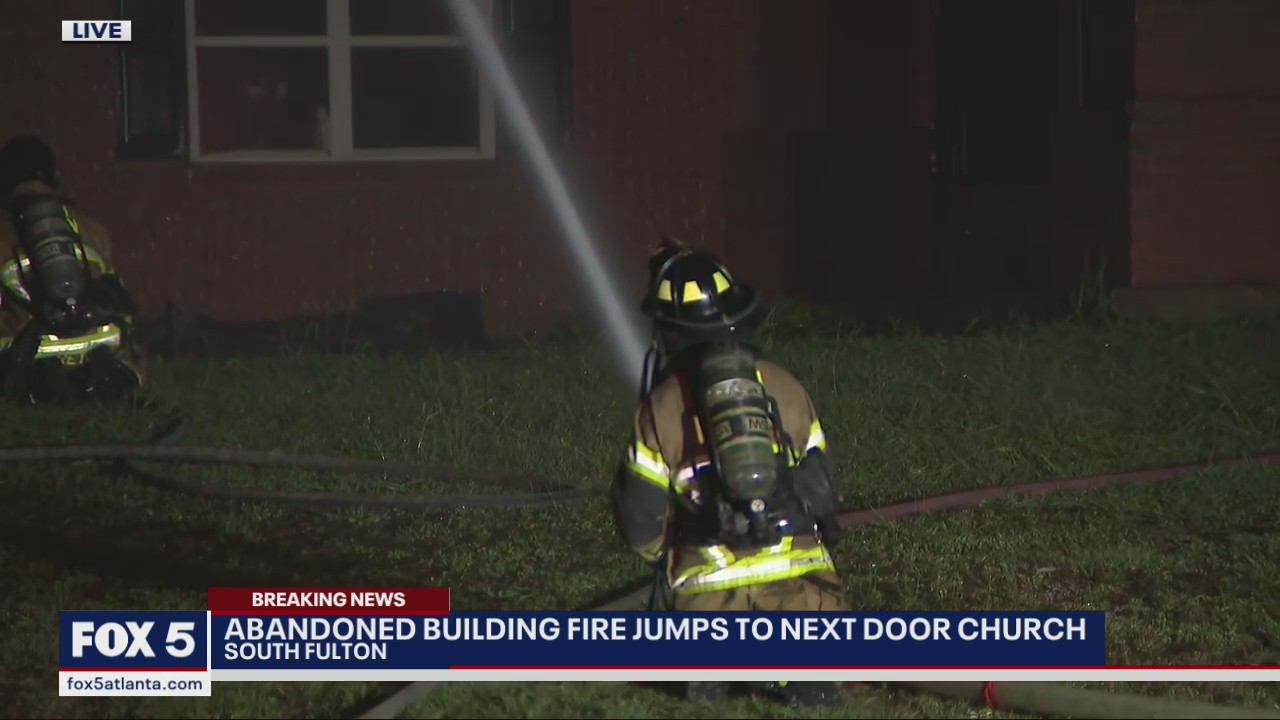 Firefighters battle blazes at abandoned buildings in South Fulton