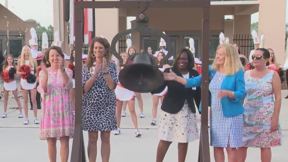 Oviedo High School celebrates 100 years with bell ringing