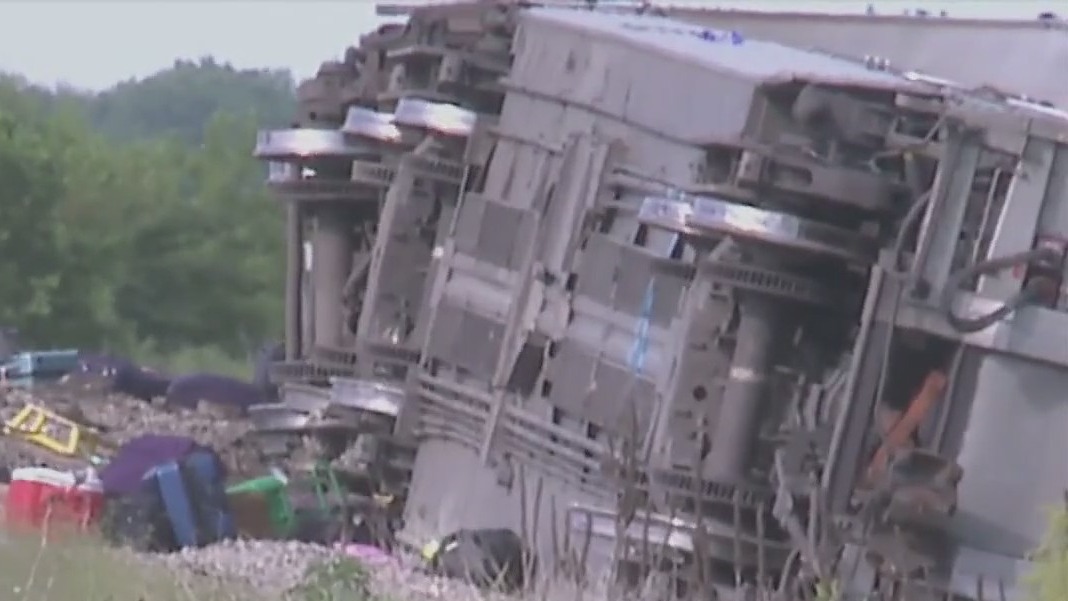 Amtrak derailment: 4 killed, several injured after train hits dump truck in Missouri