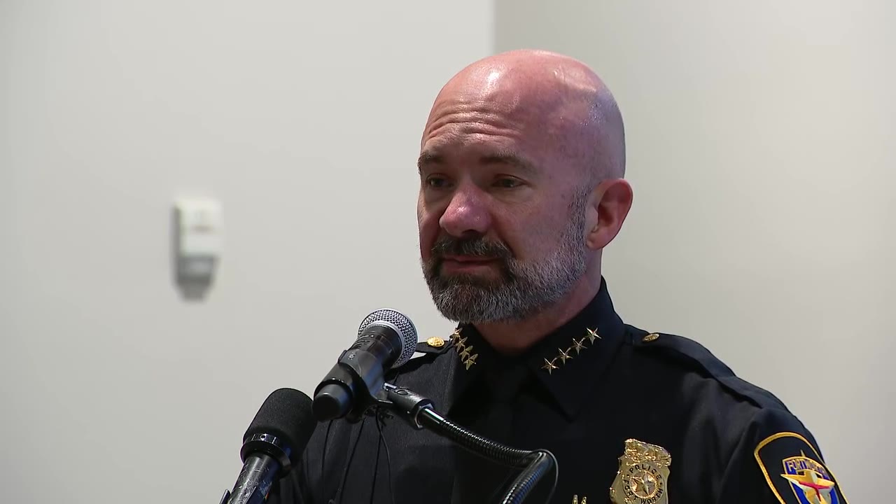 Fort Worth police release video of officers shooting armed suspect