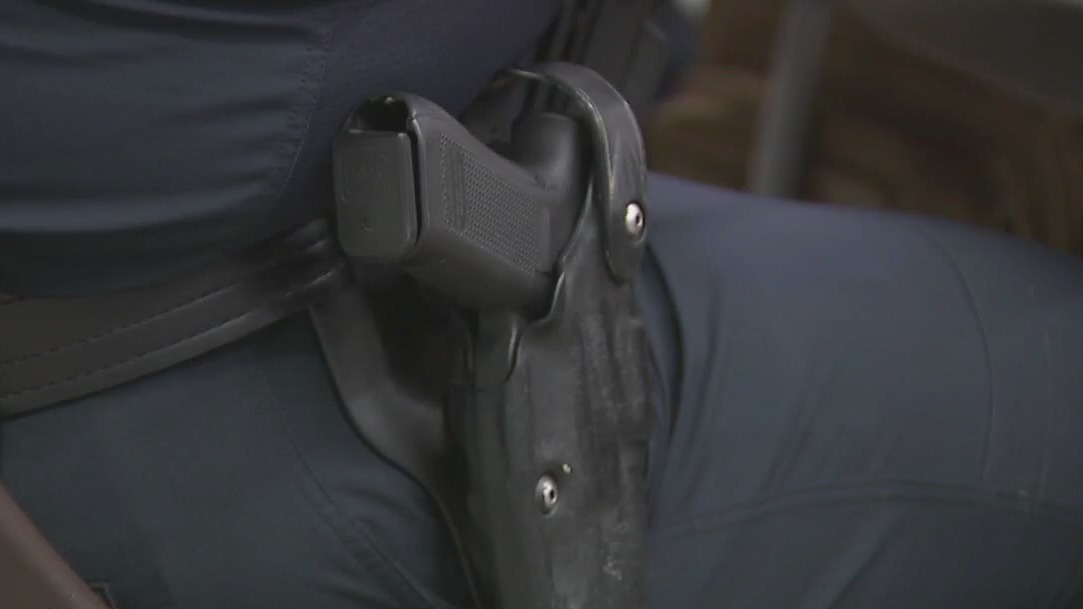 Austin ISD officers to split time in schools