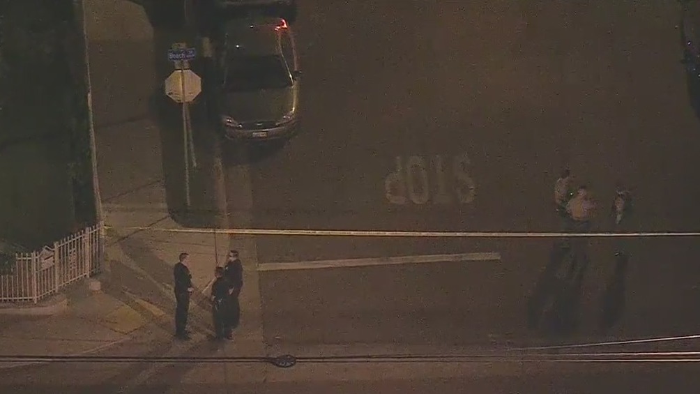Off-duty officer rushed to hospital after shooting in South Los Angeles