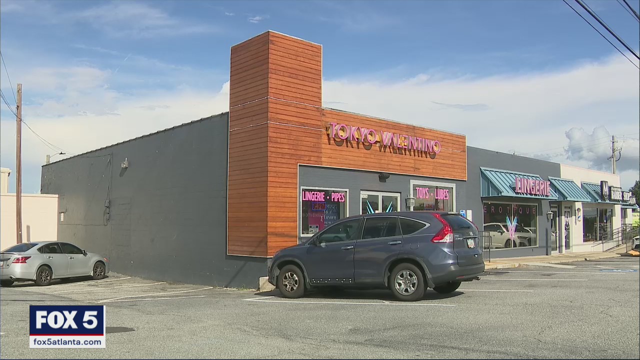 Marietta City Council votes to update sex shop law