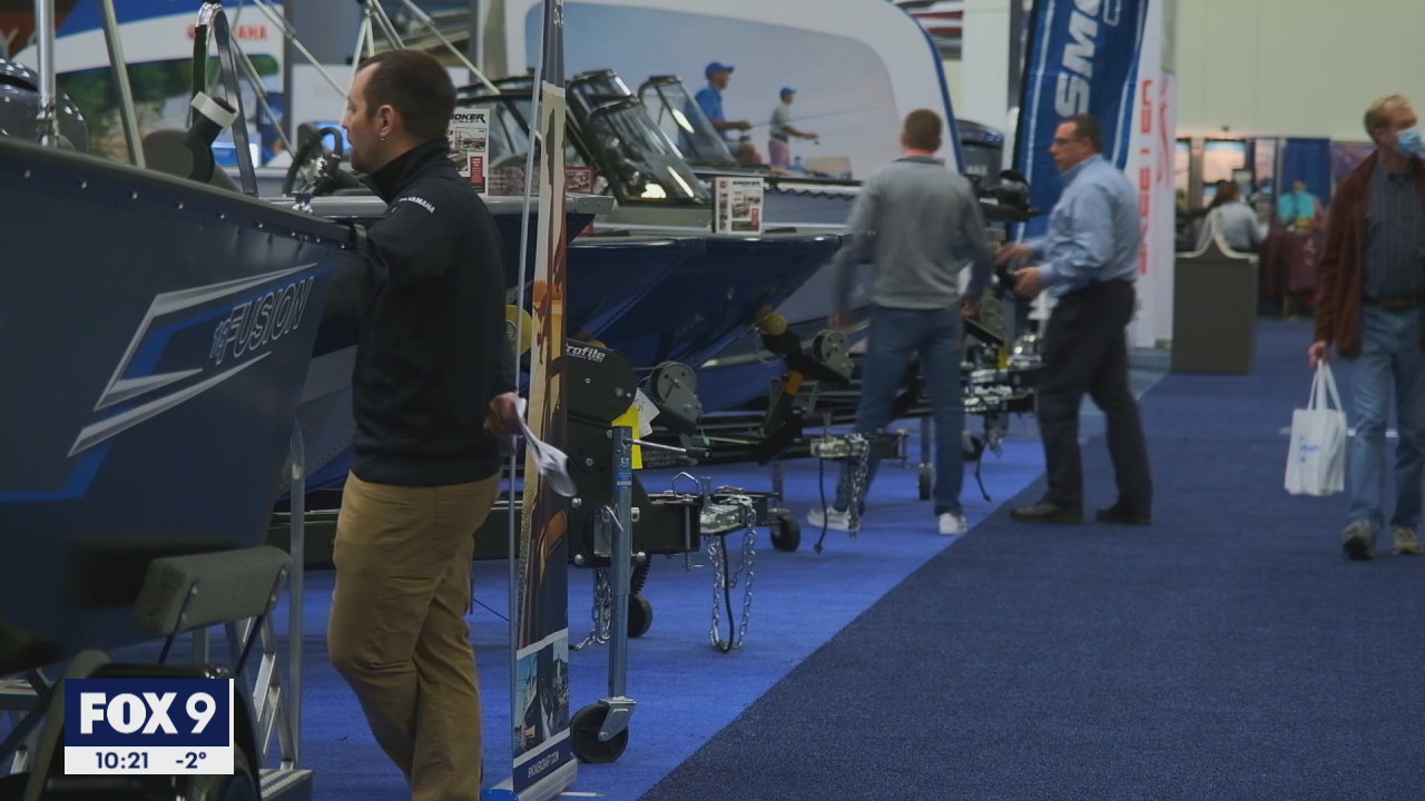 Boat show returns, but supply chain issues could put damper on Minnesotans' dreams
