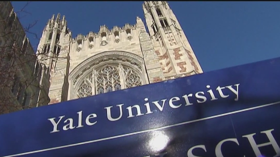 Yale law student sends email invite to 'trap house' party featuring Popeye’s chicken