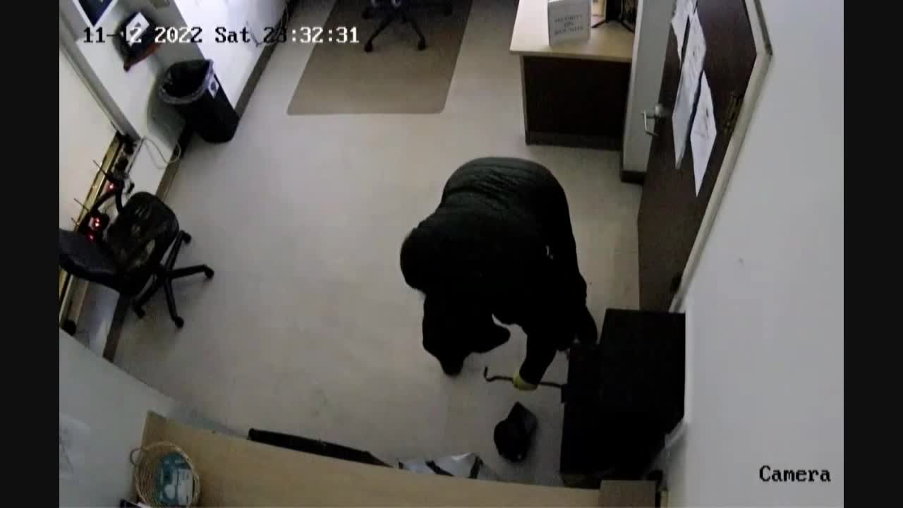 Police: Burglar steals thousands of dollars from East Mount Airy church