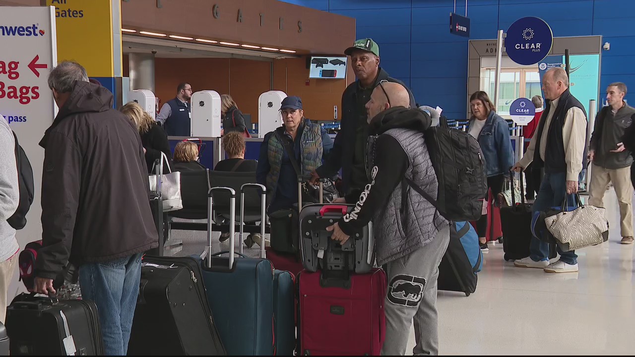 Technical issues cause travel delays for Southwest Airlines passengers