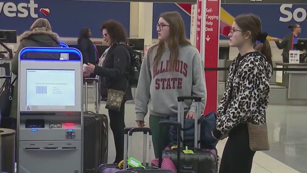 O’Hare, Midway passengers delayed hours by FAA computer outage