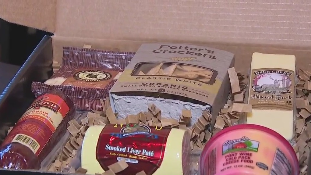 What comes in a gift box?