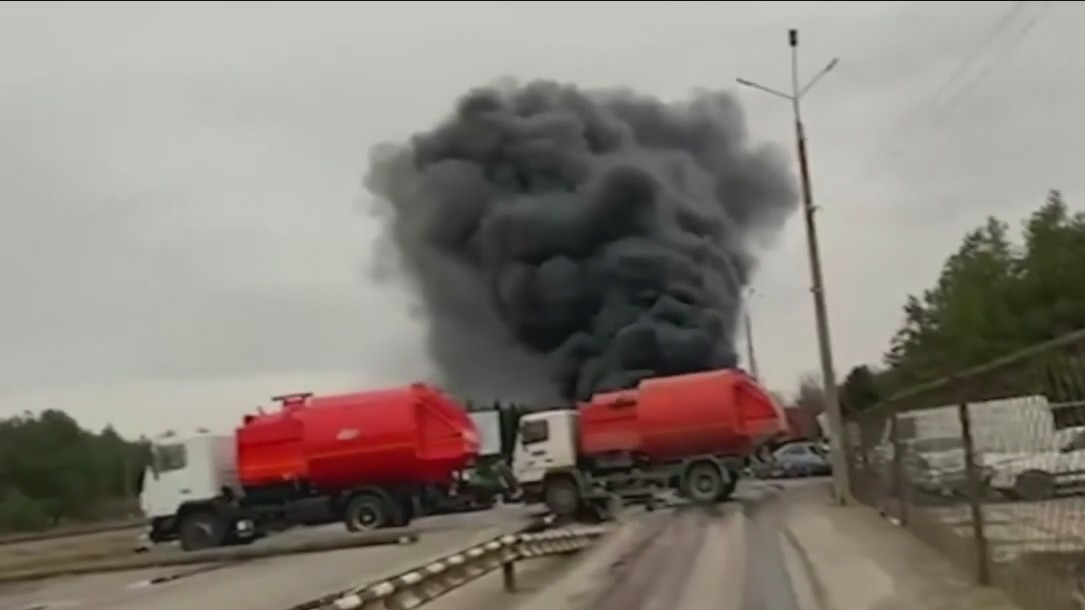 Battle in Ukraine for world's largest nuclear plant