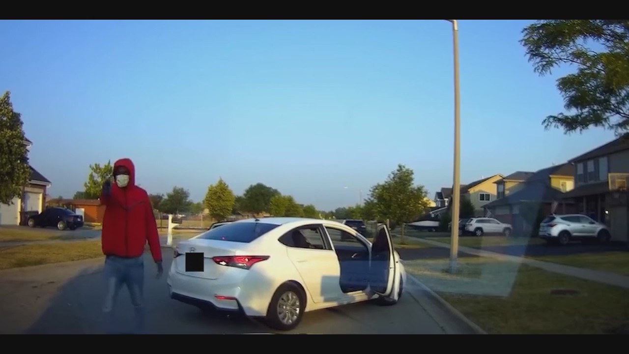 Uber driver pistol-whipped, carjacked in southwest suburb