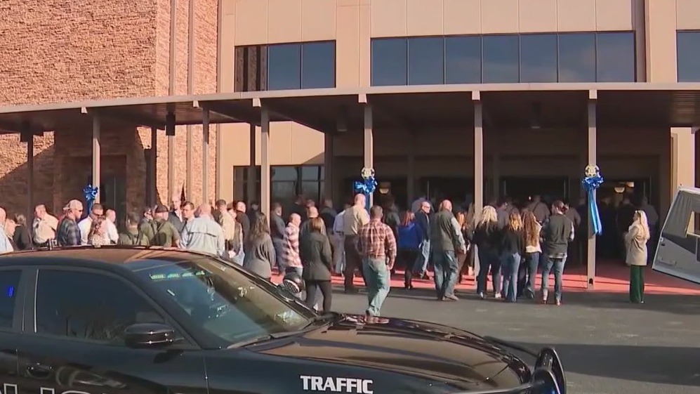 Hundreds attend funeral for Coweta County deputy