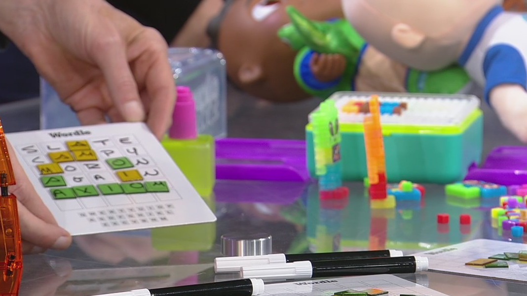 Holiday toys for 2022