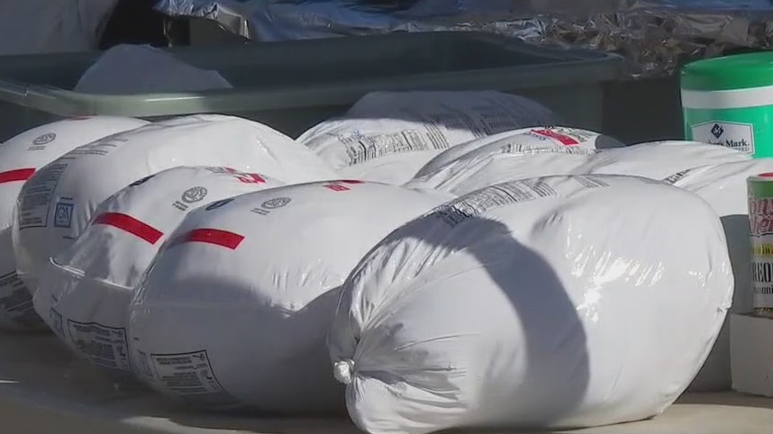 Operation Turkey helping serve warm meals for Thanksgiving