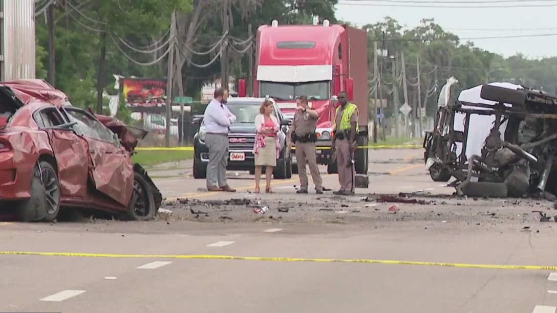 Troopers investigating deadly street racing crashes