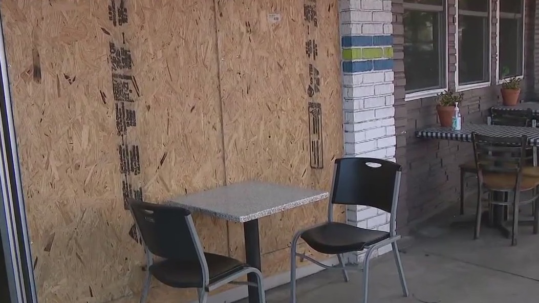 String of business burglaries in El Segundo