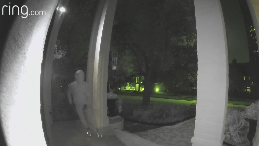 Teenager robbed after he orders food
