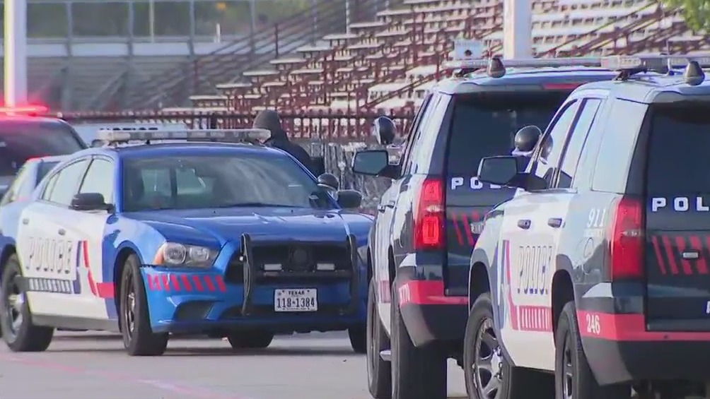 Arlington Lamar High School shooting leaves 2 students injured, suspect in custody