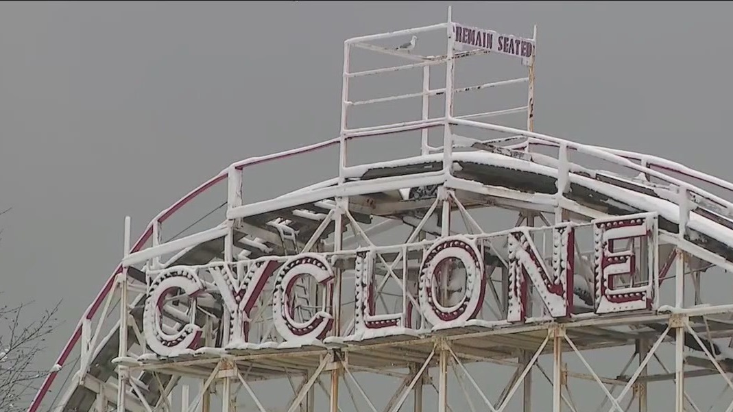 Coney Island snow surprise