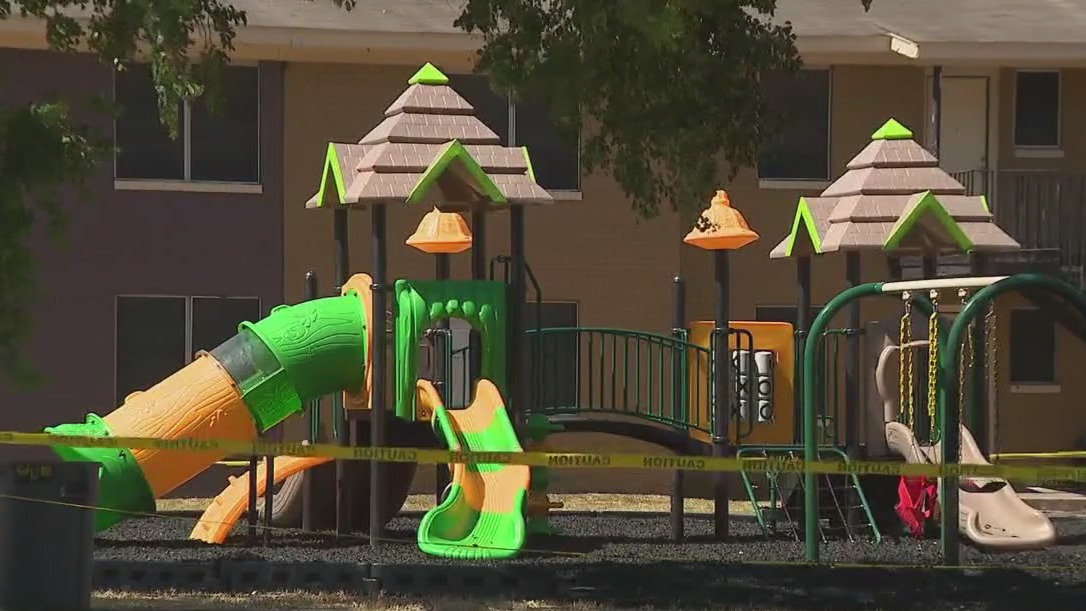 East Austin playground fire Wednesday evening